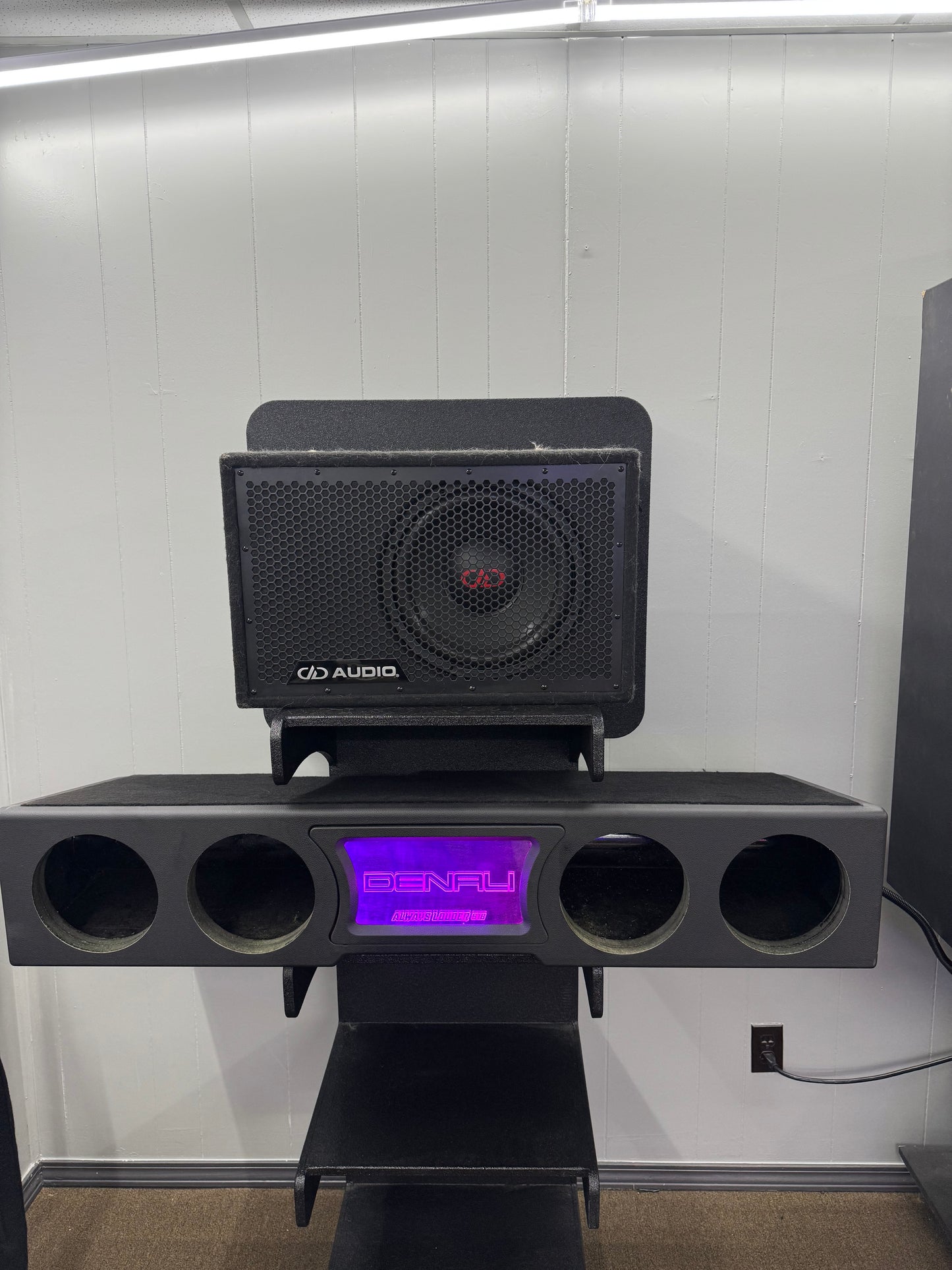 CUSTOM 4 8'S SUBWOOFER BOX 2019-2025 SILVERADO/SIERRA CREWCAB